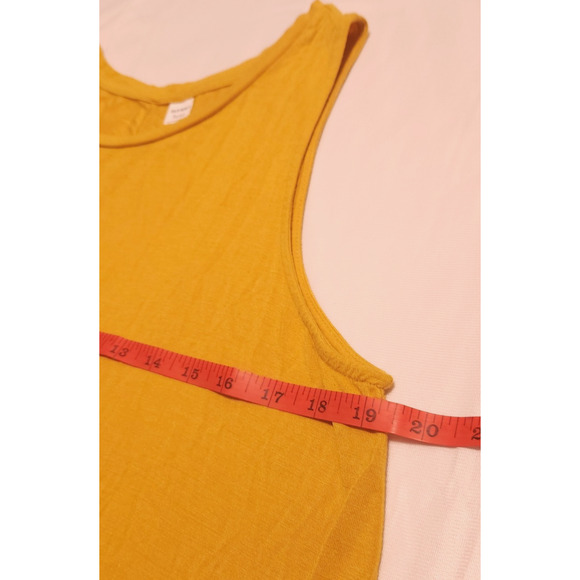 Old Navy Women’s Luxe Sleeveless Tank Top Golden Yellow Soft Rayon Blend Size L - Picture 8 of 9